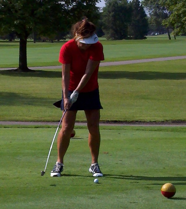 &nbsp; Susan Iannachionne hits her iron shot off of #11.&nbsp;  